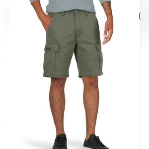 Wrangler Men's Green Cargo Shorts NWT